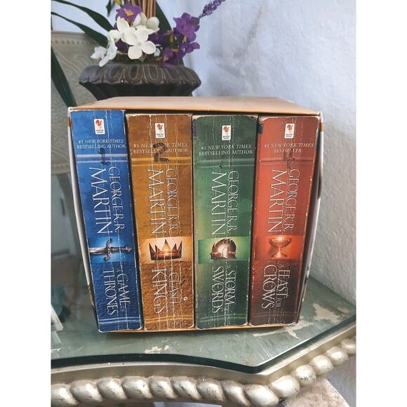 A Game of Thrones by George R. R. Martin 4 Book Boxed Set with HOLDING CASE Box - Picture 1 of 13